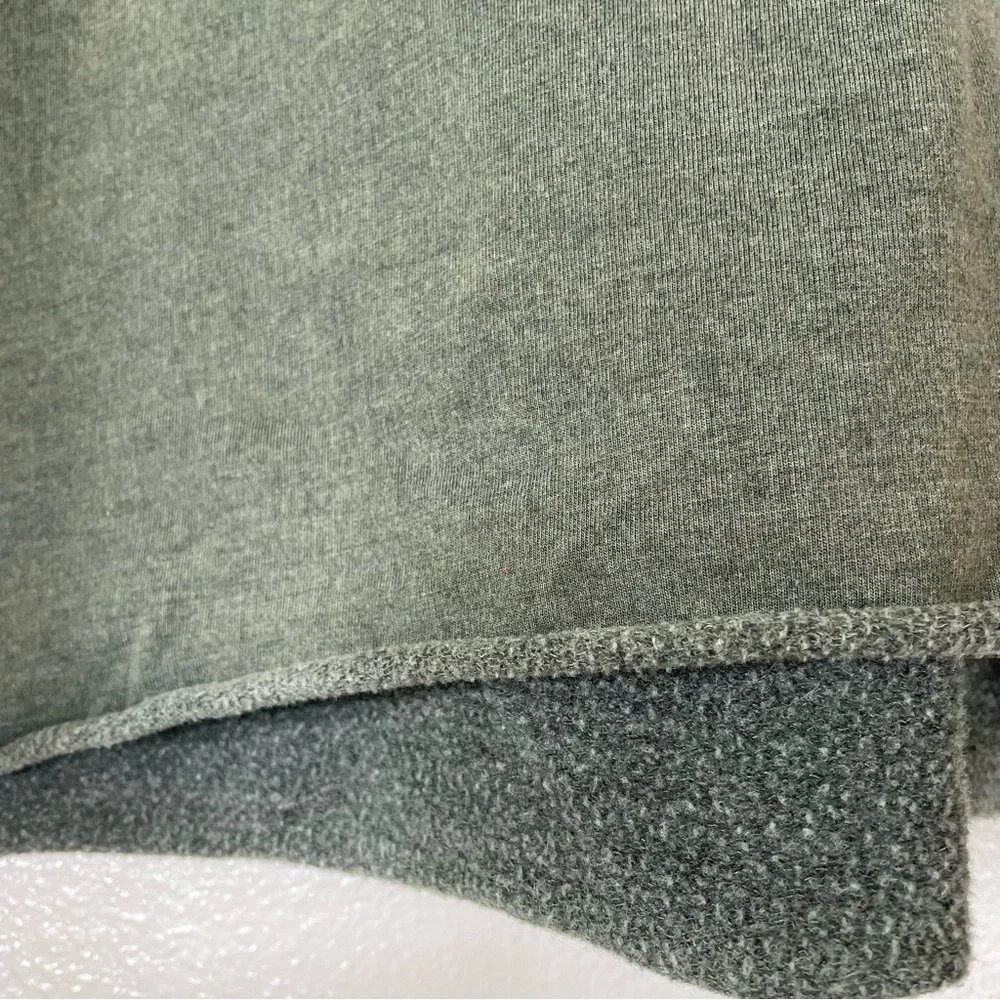 Z‎ By Zella Green Hoodie Crop Raw Edge Sweatshirt Womens Size Medium